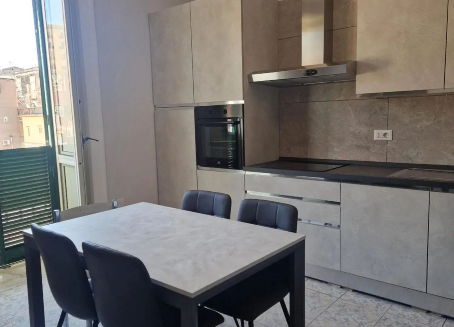 Casa Vacanza San Gennaro Apartment Naples